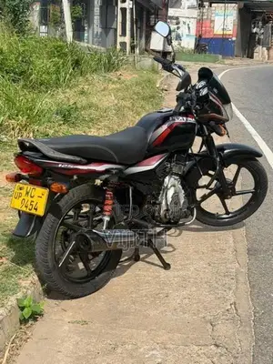 Bajaj Platina 125 2011