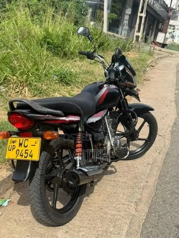 Bajaj Platina 125 2011