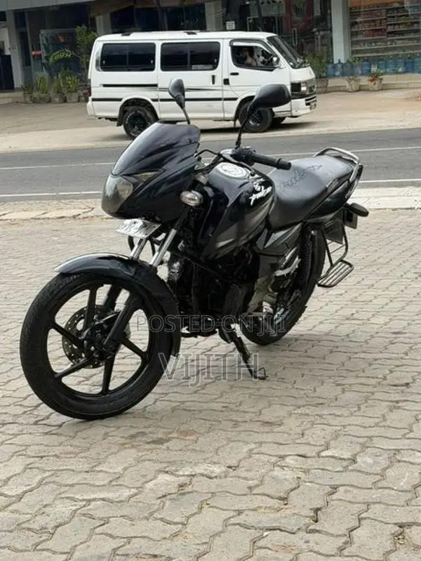 Bajaj Pulsar 150 2010