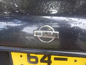 Nissan Sunny 1992