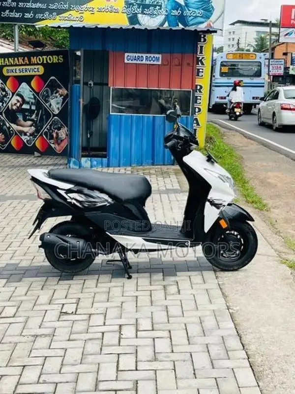 Honda Dio 2017