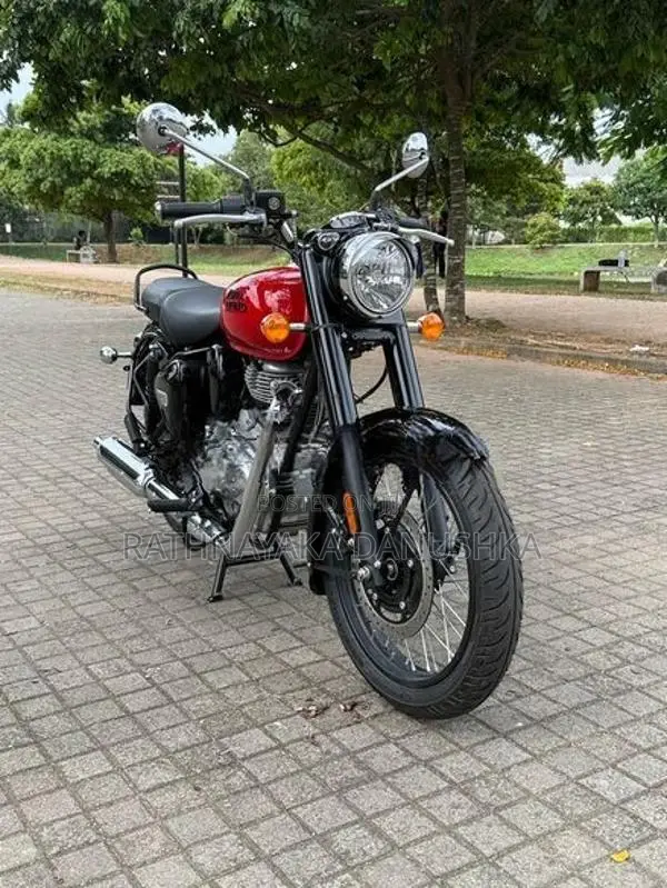 Royal Enfield Classic 350 Redditch Red 2026