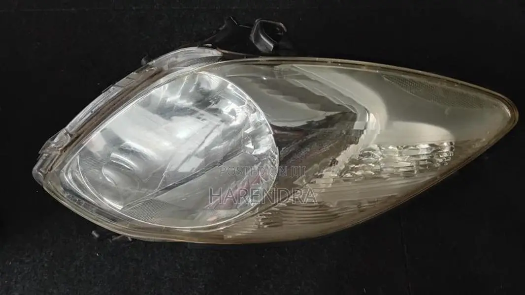 Toyota Vitz KSP90 Head Lights