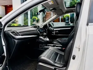 Honda CRV Sunroof 7 Seater 2019
