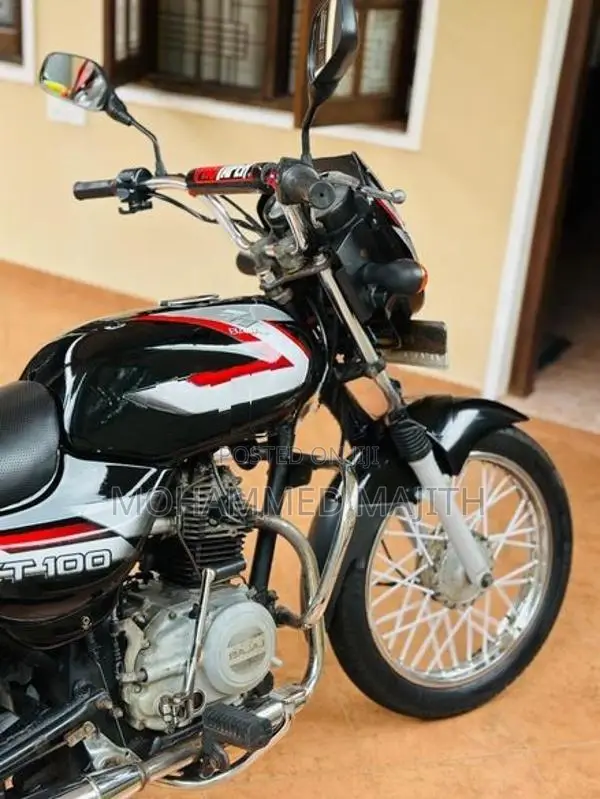 Bajaj CT100 2012