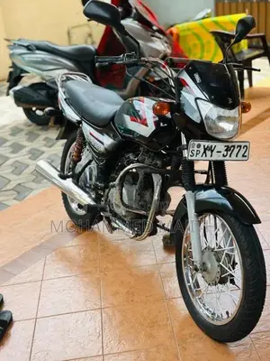 Bajaj CT100 2012