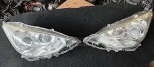 Toyota Aqua NHP10 Headlight