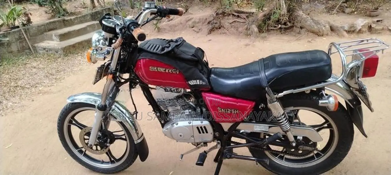 Suzuki GN 125 2017