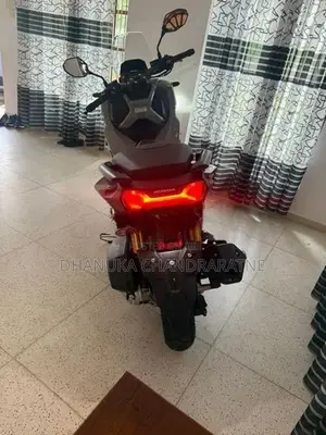 Honda ADV 160 2026