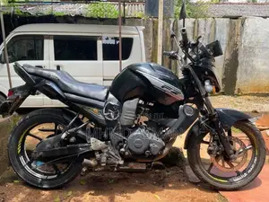 Yamaha FZS V1 2013