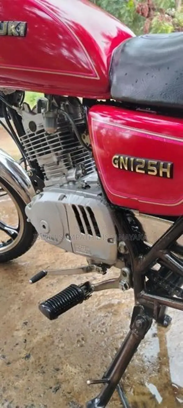 Suzuki GN 125 2017