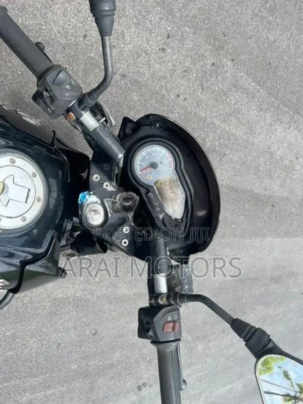 Bajaj Pulsar 150 2012