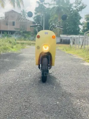 Suzuki Choi Nori 2020 Motorbike (Used)