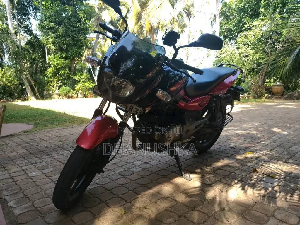 Bajaj Pulsar 150 2015 Motorbike (Used)