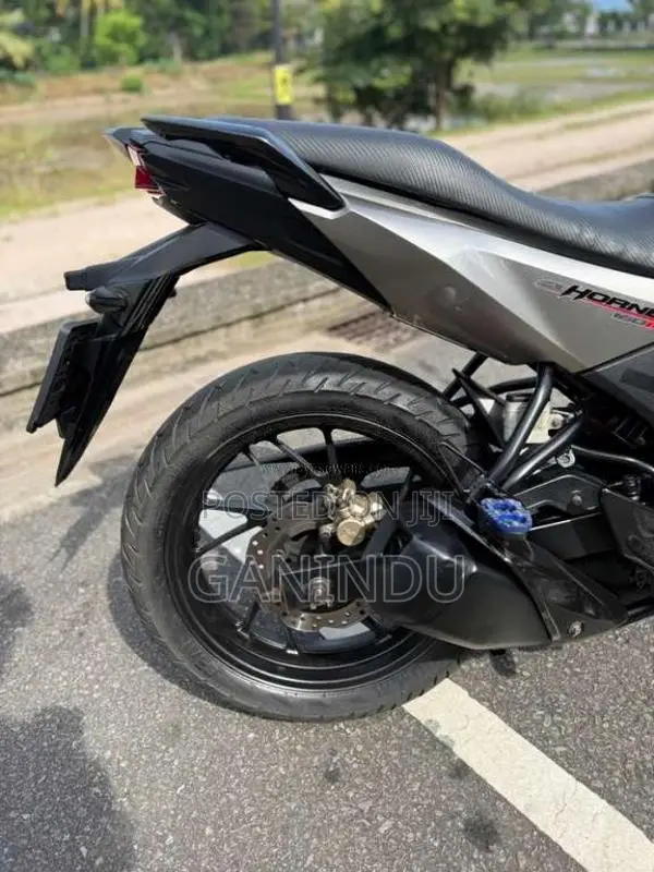 Honda Cb Hornet 2017 Motorbike (Used)