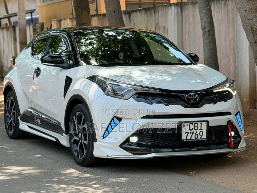Toyota CHR NGX 10 2018 SUV (Used)