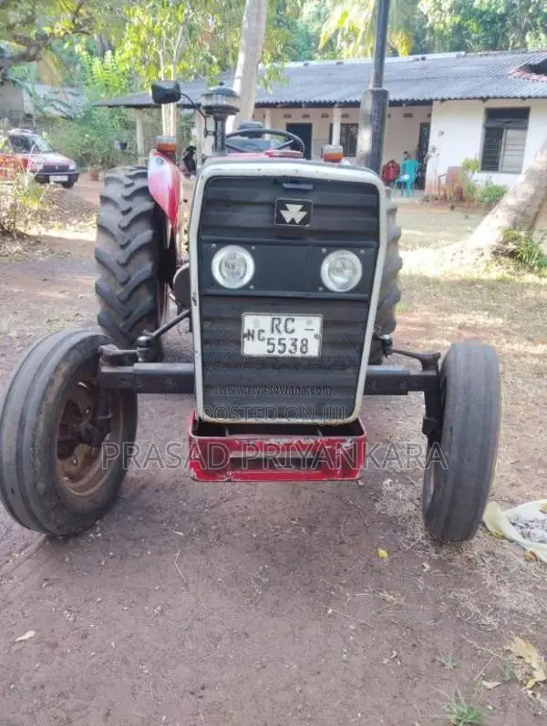 Massey-Ferguson MF 240 2011 Tractor (Used)