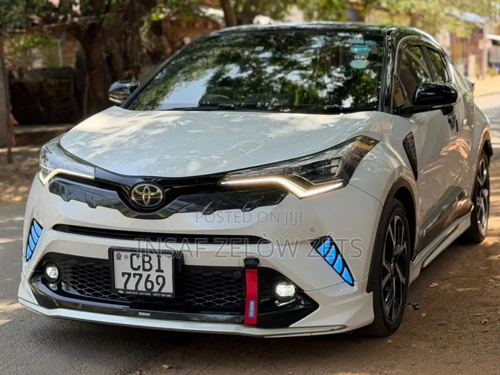 Toyota CHR NGX 10 2018 SUV (Used)