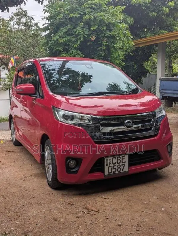 Nissan Dayz Highway Star 2018 Car (Used)