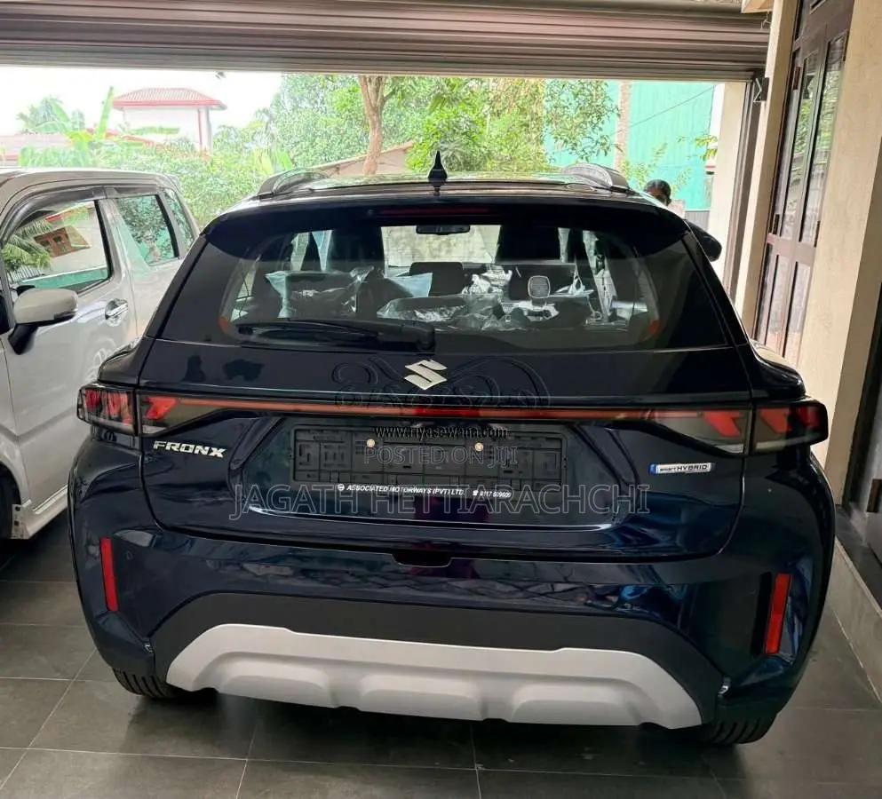 Suzuki Fronx 2025 SUV (Used)
