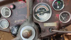 Massey-Ferguson 135 DL 1998 Tractor (Used)