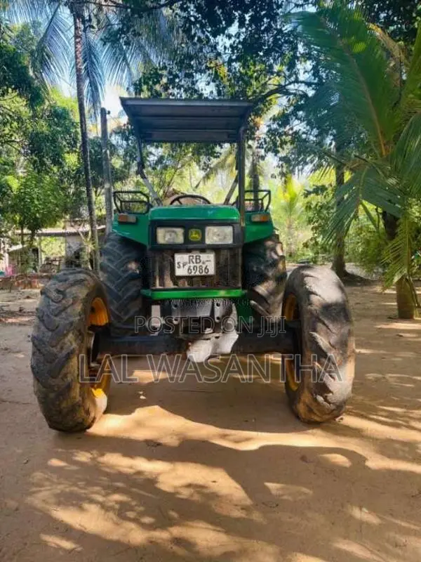 John-Deere 5610 2008 Tractor (Used)