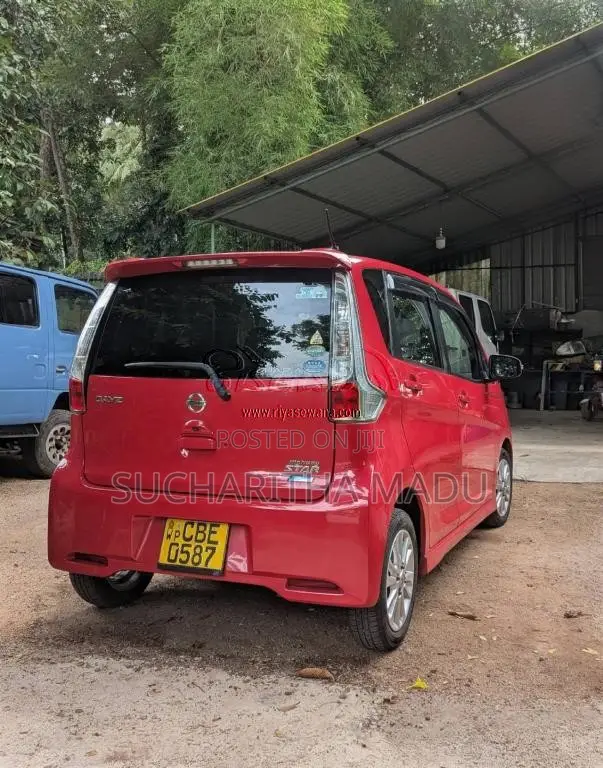 Nissan Dayz Highway Star 2018 Car (Used)