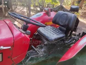 Massey-Ferguson MF 240 2011 Tractor (Used)