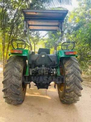 John-Deere 5610 2008 Tractor (Used)