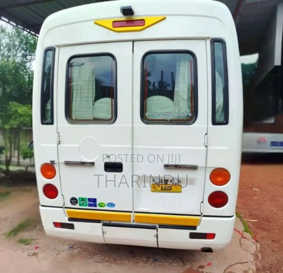 Mitsubishi Rosa 2012 Bus (Used)