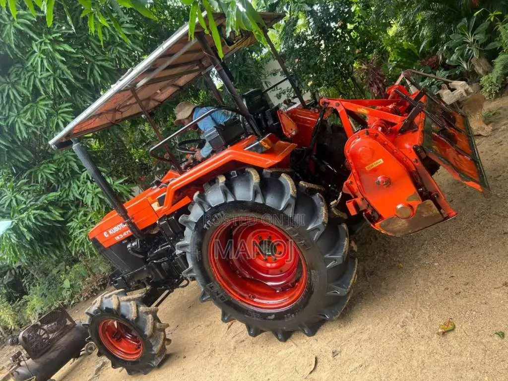 Kubota Kubota 2025 Tractor (Used)