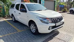 Mitsubishi Double Cab 2017 Pickup (Used)