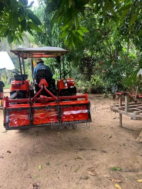 Kubota Kubota 2025 Tractor (Used)