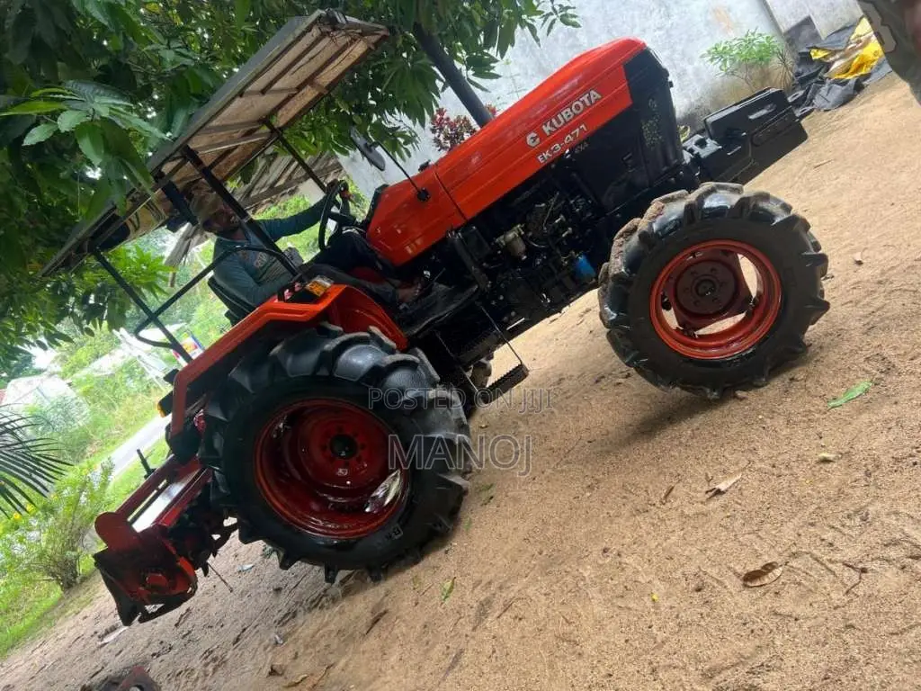 Kubota Kubota 2025 Tractor (Used)