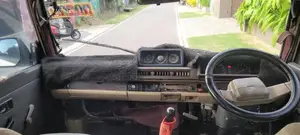 Mitsubishi Mitsubishi 1982 Crew Cab (Used)