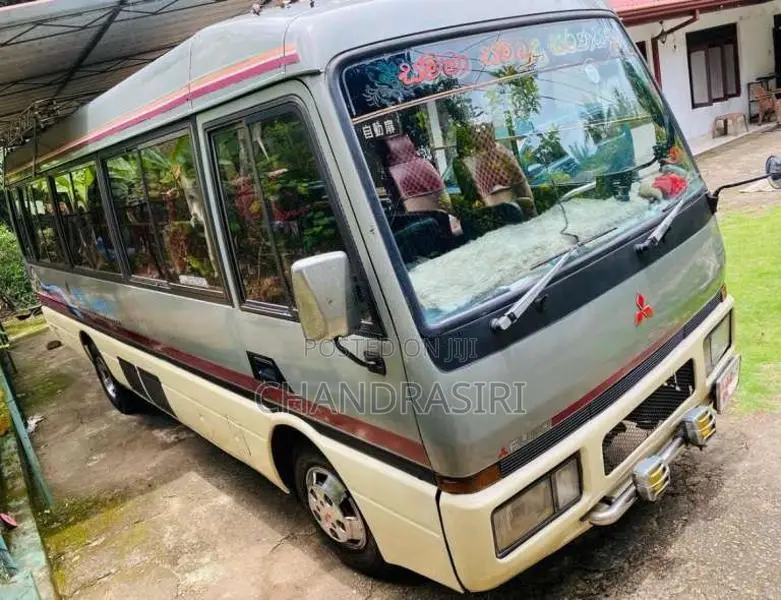 Mitsubishi Rosa 1991 Bus (Used)