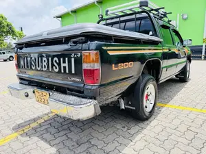 Mitsubishi L200 1992 Pickup (Used)