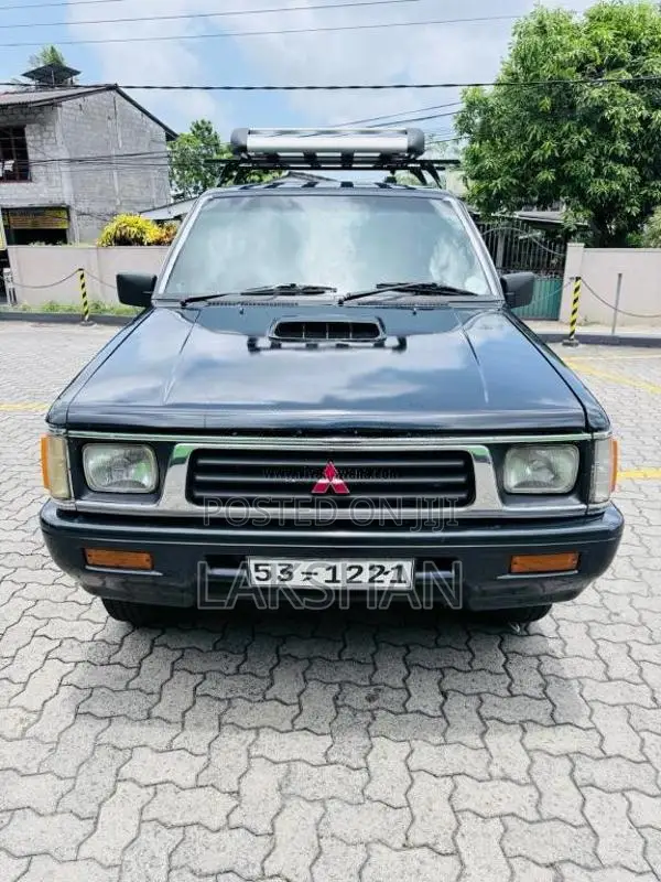 Mitsubishi L200 1992 Pickup (Used)