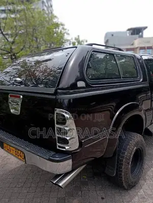 Toyota Hilux Vigo Smart Cab 2009 Pickup (Used)