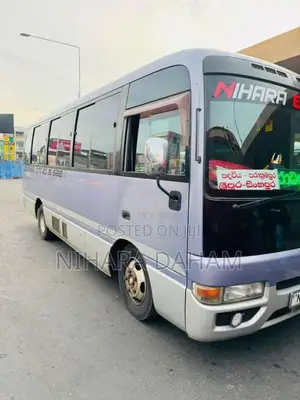 Isuzu Journey 2009 Bus (Used)