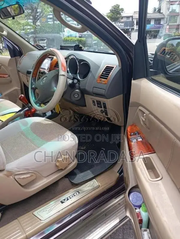 Toyota Hilux Vigo Smart Cab 2009 Pickup (Used)