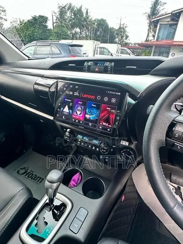 Toyota Hilux 2025 Pickup (Used)
