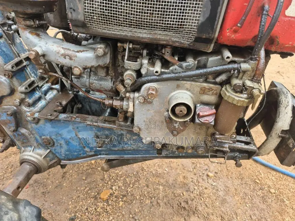 Kubota Rv80 2013 Tractor (Used)