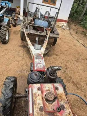 Kubota Rv80 2013 Tractor (Used)