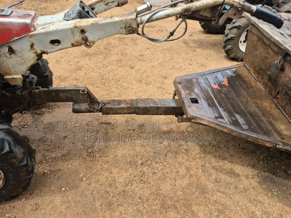 Kubota Rv80 2013 Tractor (Used)