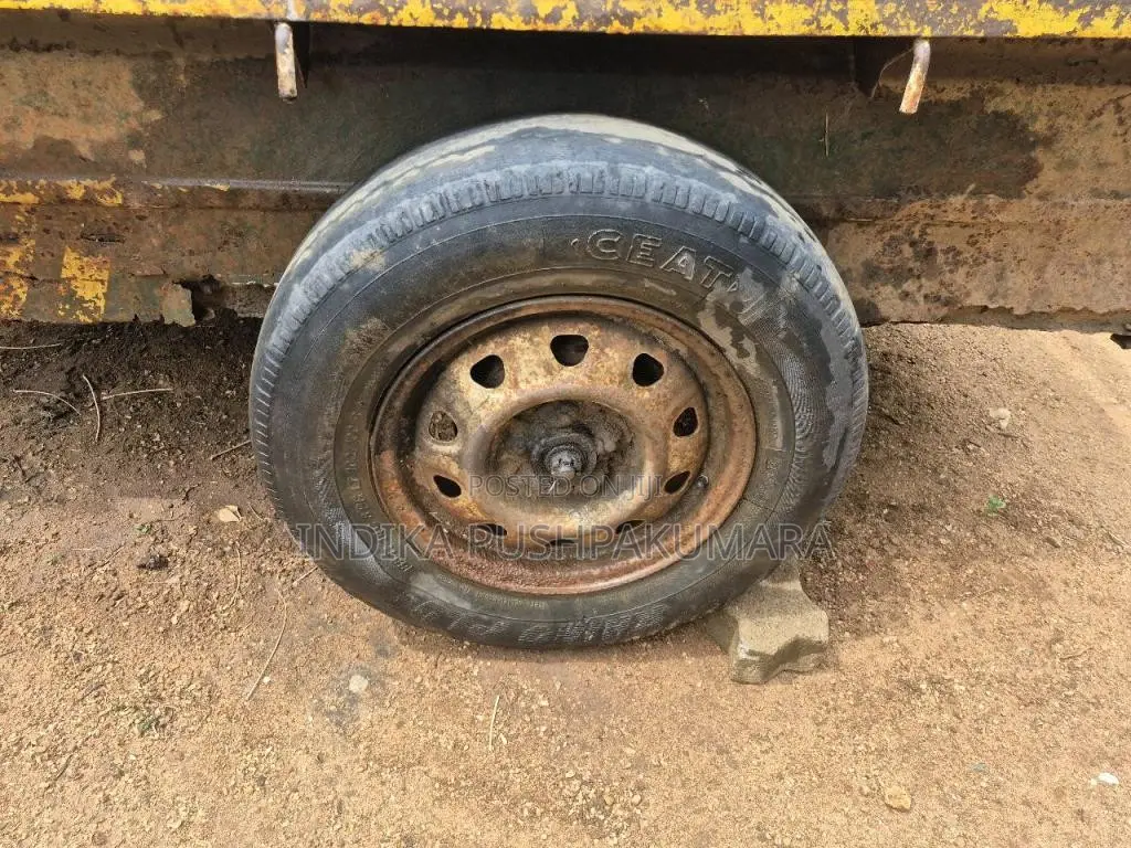 Kubota Rv80 2013 Tractor (Used)