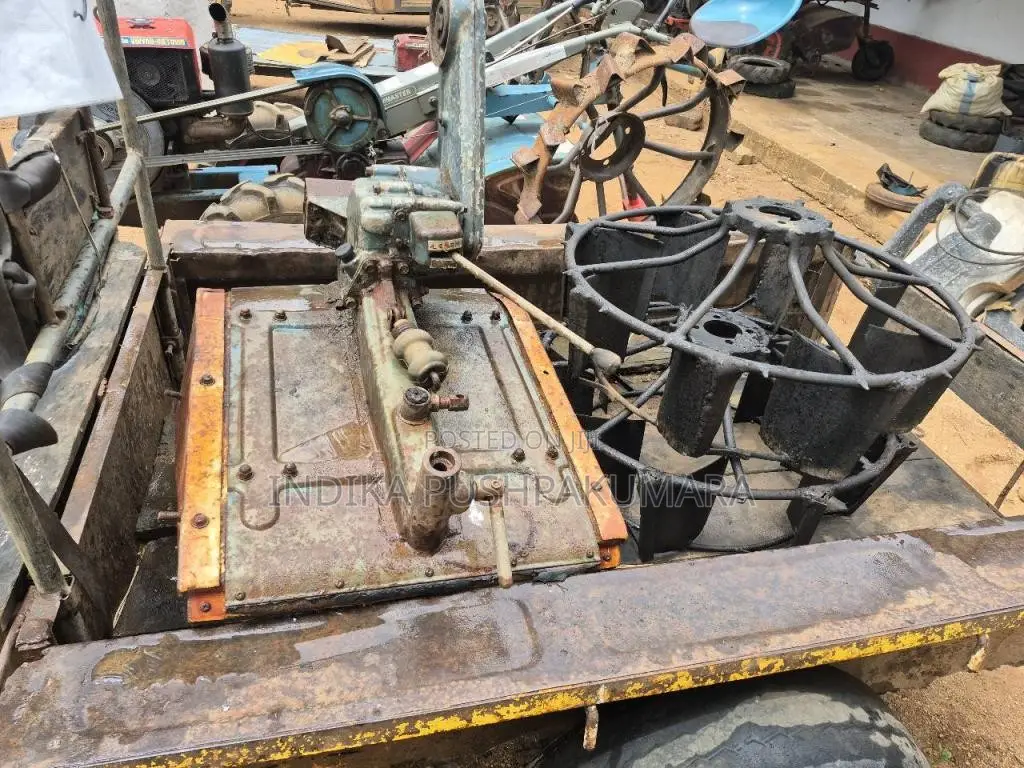 Kubota Rv80 2013 Tractor (Used)