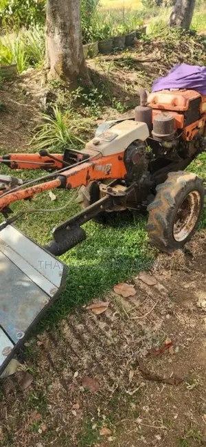 Kubota K7 2002 Tractor (Used)