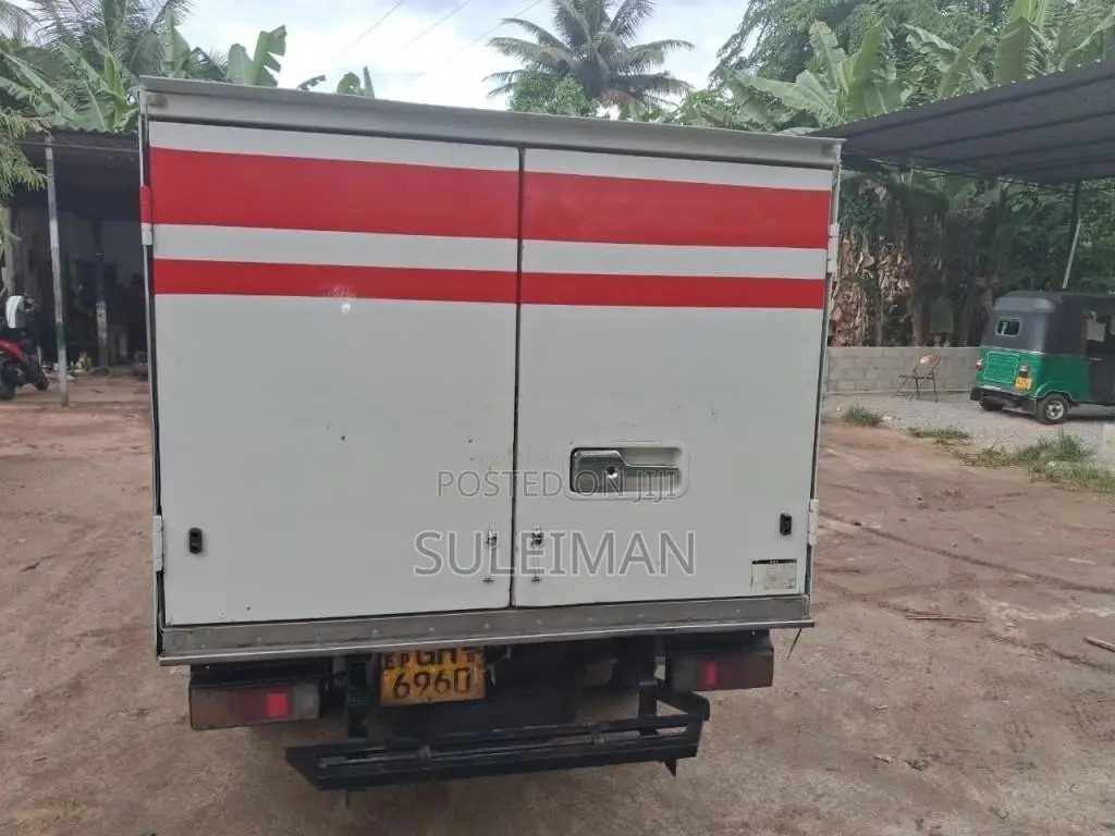 Toyota Dyna 1994 Lorry (Used)