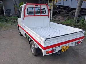 Mitsubishi MiniCab 1999 Lorry (Used)